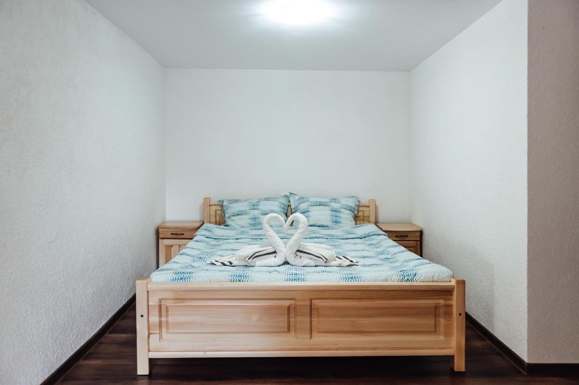 Guesthouse Juli 萨帕雷瓦巴尼亚 外观 照片